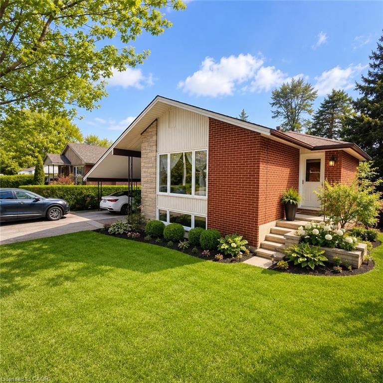 82 Blackwood Crescent Property Photo 1