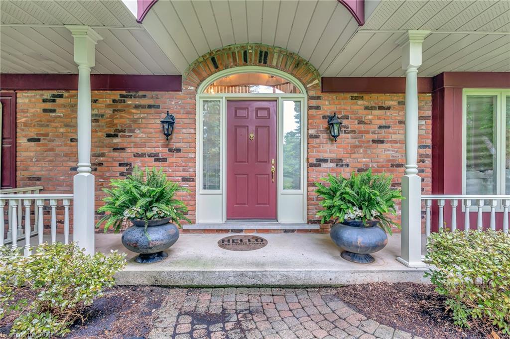 22 Deerpath Court Property Photo 3