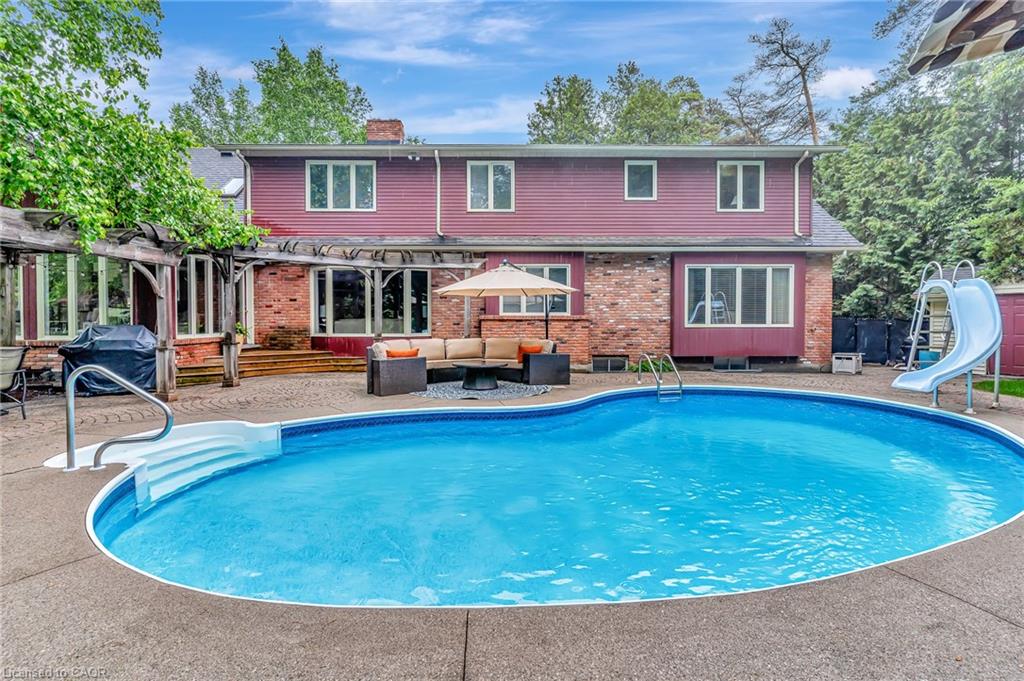 22 Deerpath Court Property Photo 6