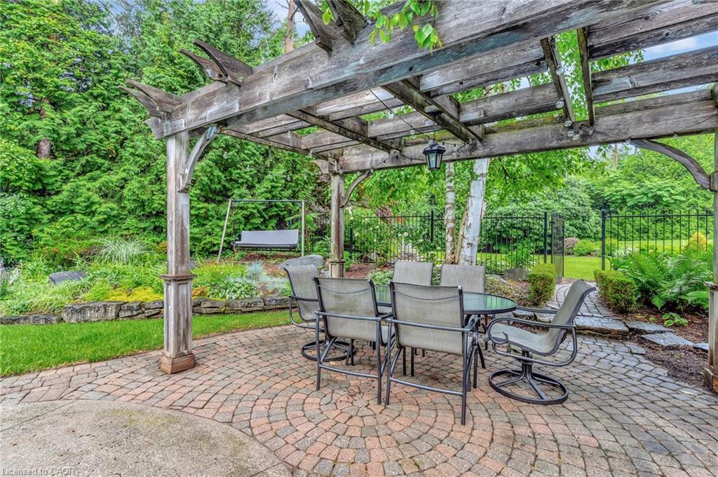 22 Deerpath Court Property Photo 8