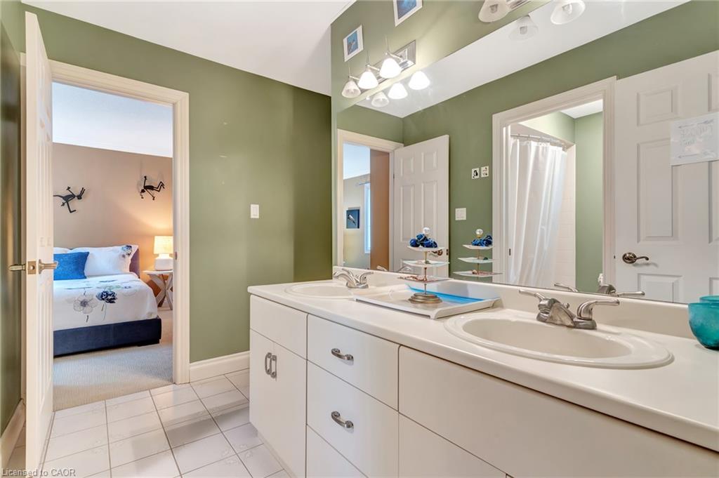 22 Deerpath Court Property Photo 34