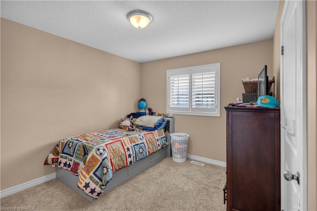28 Banks Street Property Photo 34