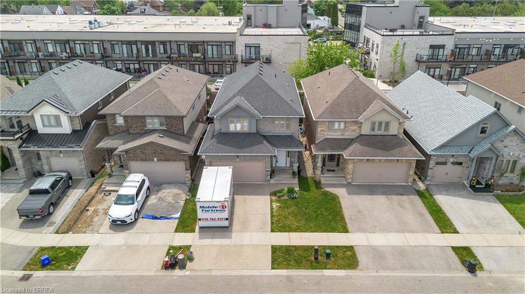 28 Banks Street Property Photo 44