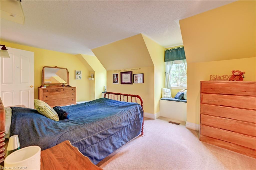 11 Lorraine Drive Property Photo 34