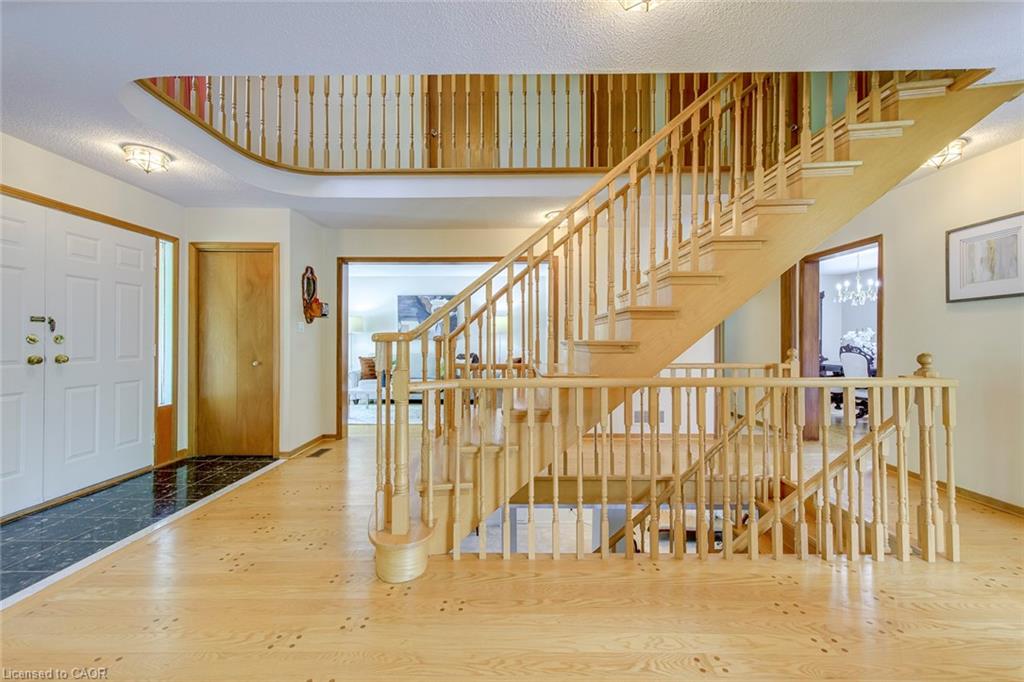 2921 Caradoc Lane Property Photo 16