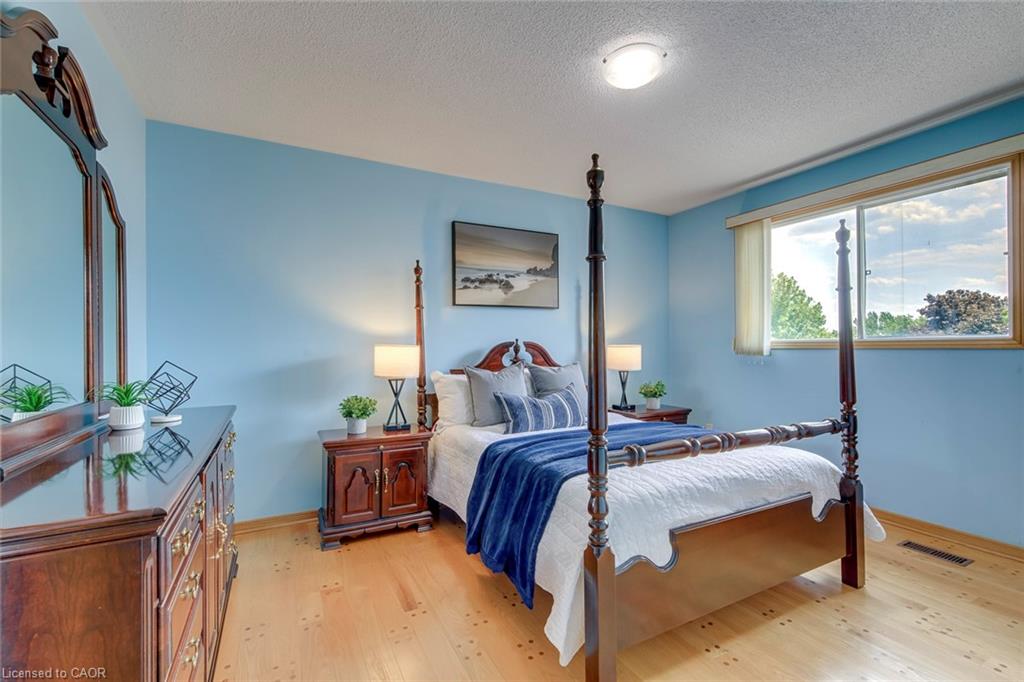 2921 Caradoc Lane Property Photo 26