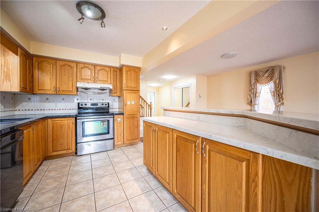 136 Hidden Creek Drive Property Photo 14