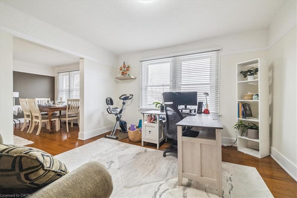 6-21 Mountwood Avenue Property Photo 18