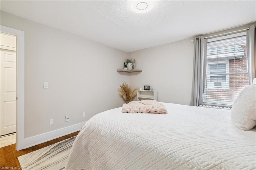 6-21 Mountwood Avenue Property Photo 25