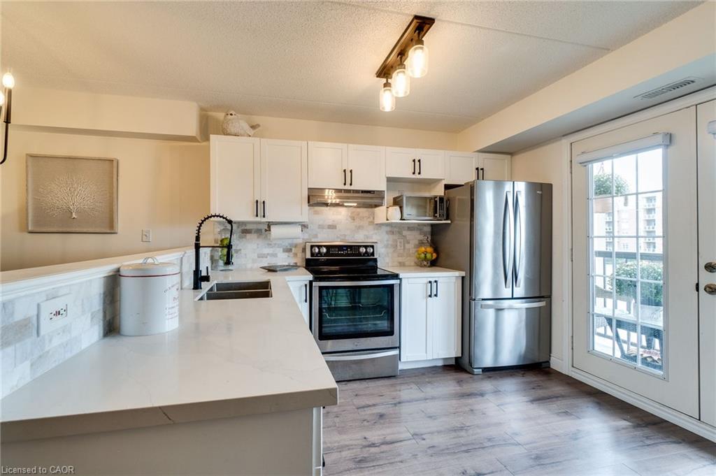 305-2045 Appleby Line Property Photo 4