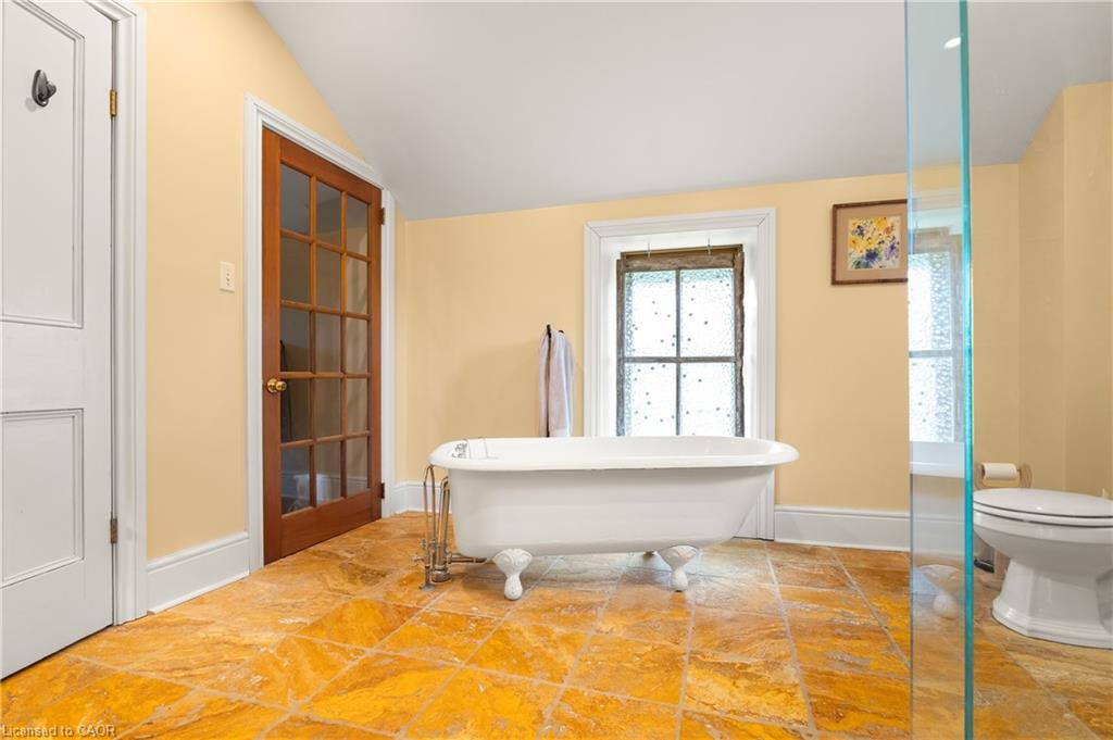 19 London Road E Property Photo 38