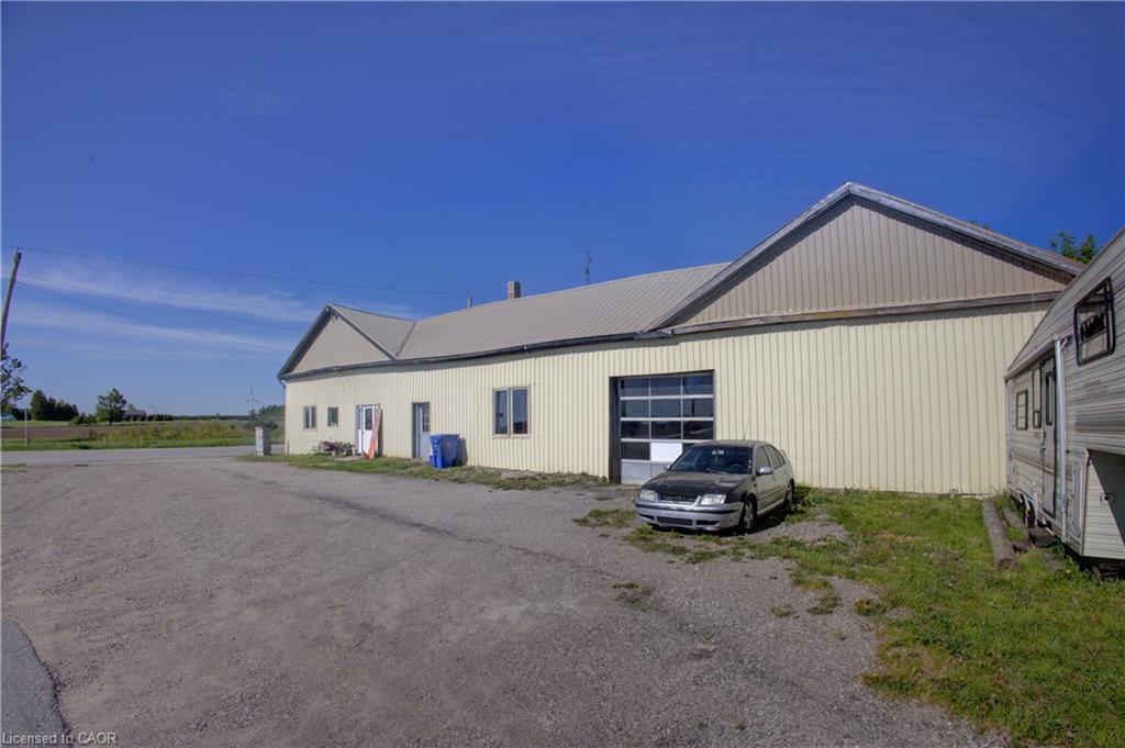 518306 County Rd 124 Property Photo 2