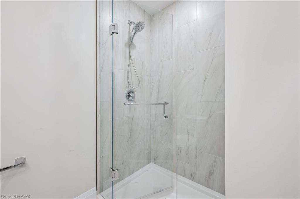 125 Catherine Street Property Photo 17