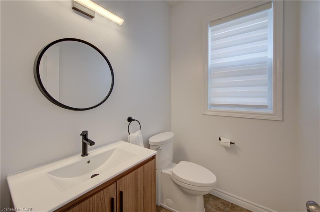 729 Keats Way Property Photo 13
