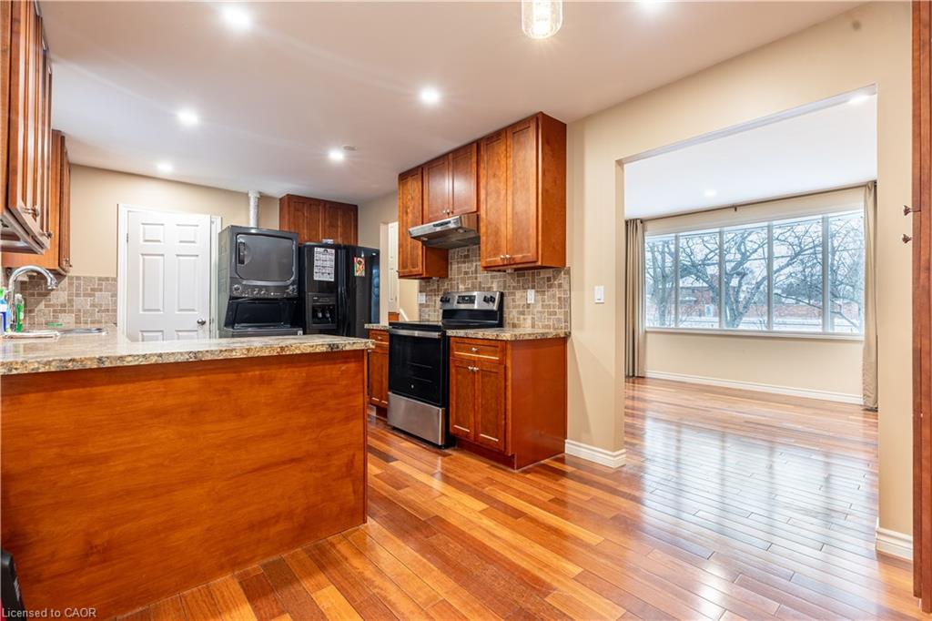 598 Mapledale Avenue Property Photo 10