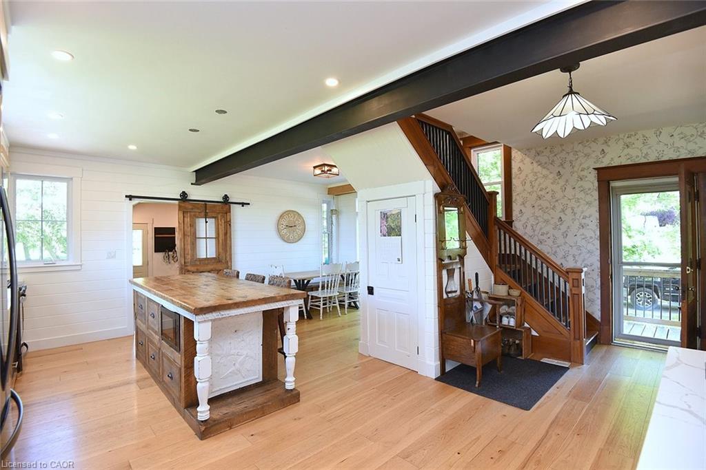 335 Haldimand Rd 12 Property Photo 5