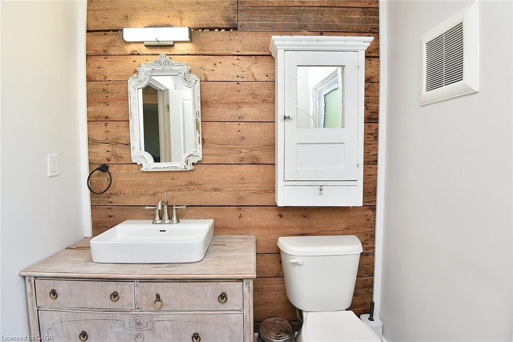 335 Haldimand Rd 12 Property Photo 26