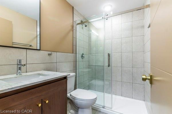 201-580 Coldstream Drive Property Photo 6