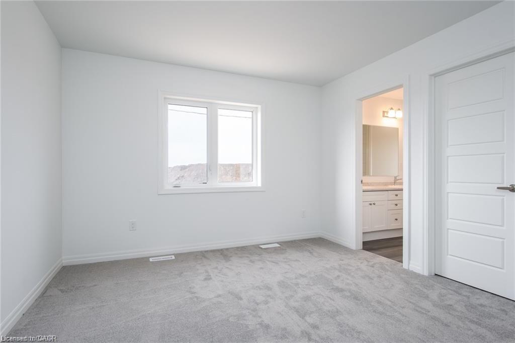 112 Forestwalk Street Property Photo 14