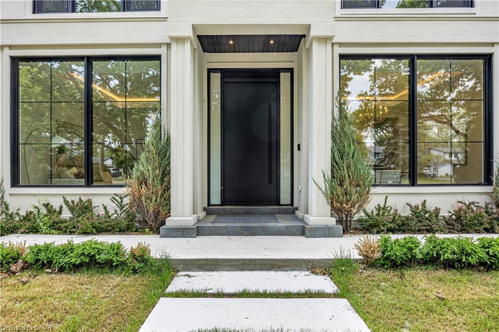152 Third Line Property Photo 4