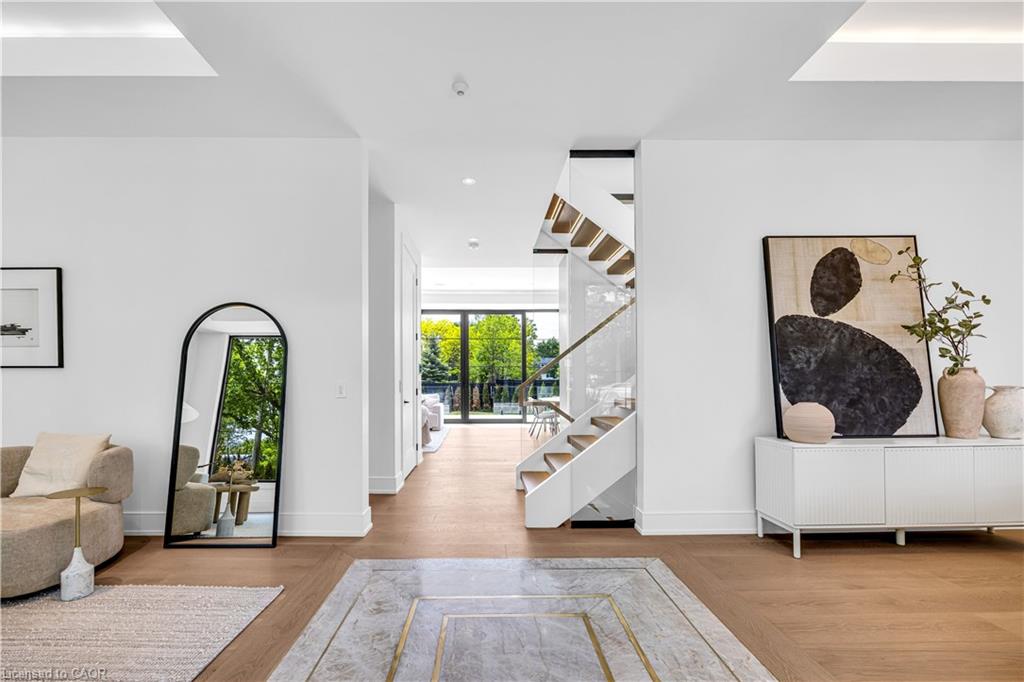 152 Third Line Property Photo 6