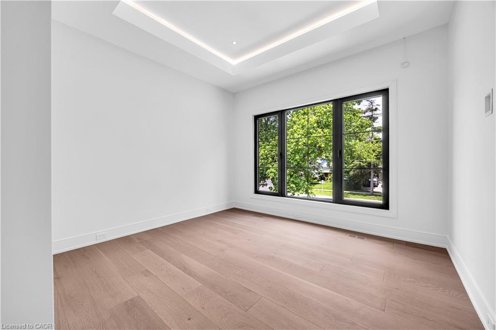 152 Third Line Property Photo 31