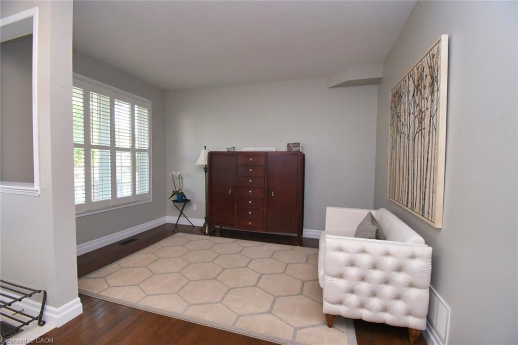 188 Hunter Way Property Photo 7