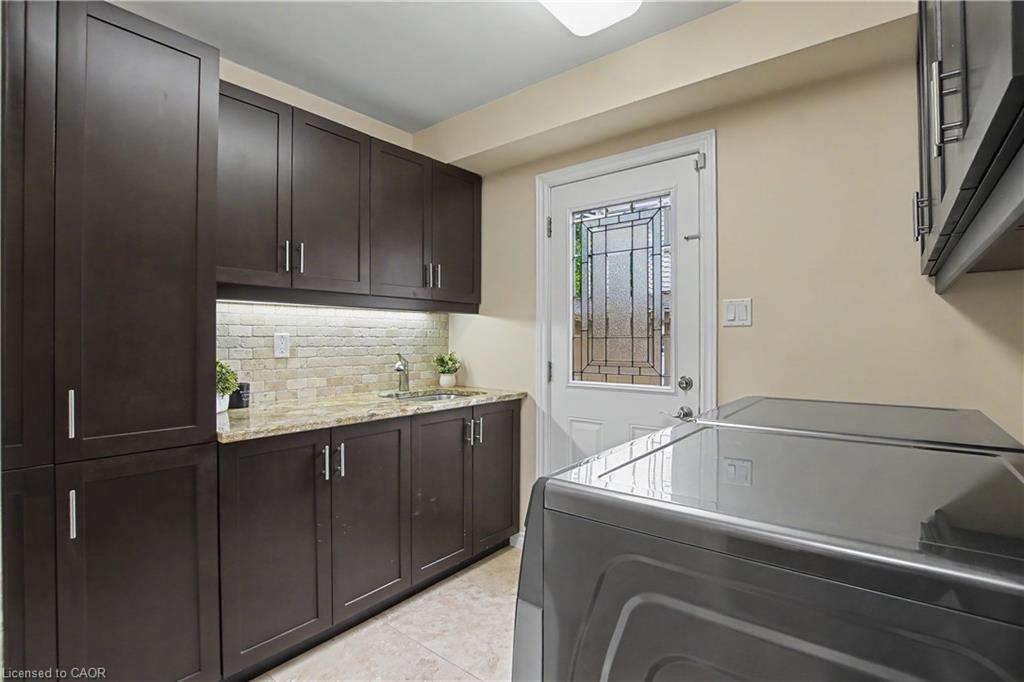 4237 Millcroft Park Drive Property Photo 21