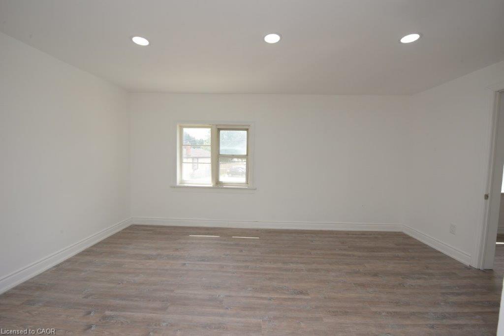 79-71 Cedar Street Property Photo 2