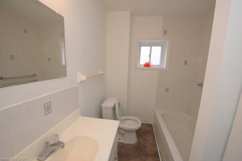 79-71 Cedar Street Property Photo 19
