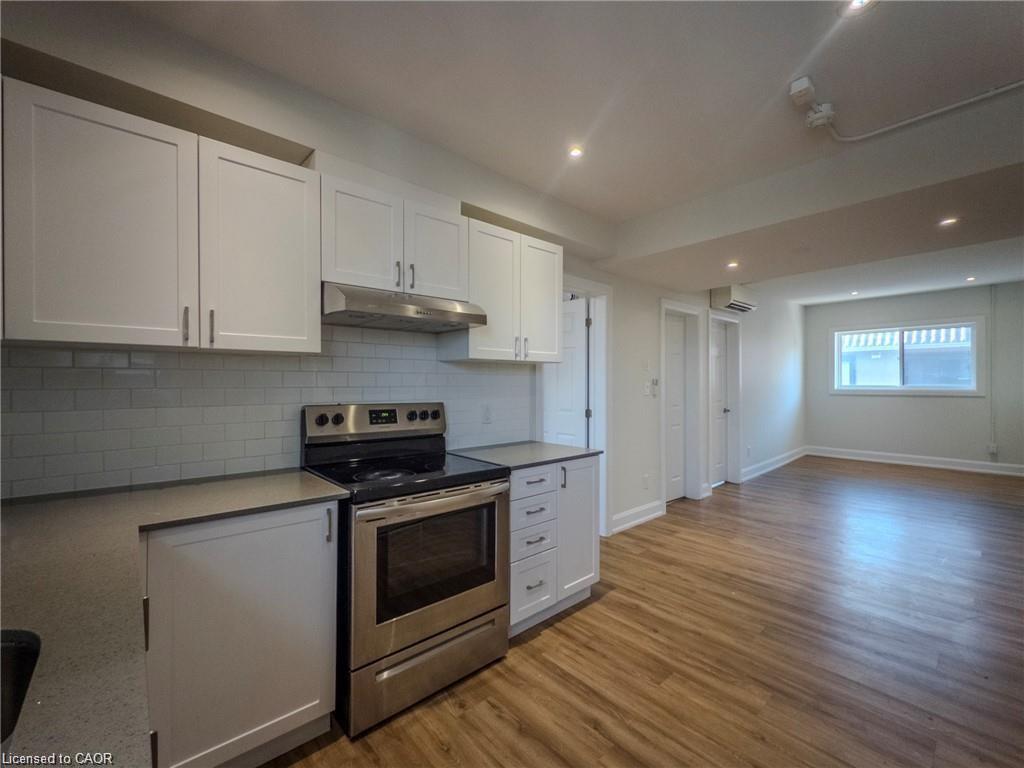C7-540 King Street E Property Photo 4