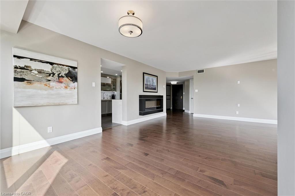 602-6 Willow Street Property Photo 13