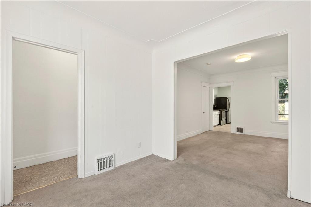 34 Edward Street Property Photo 6