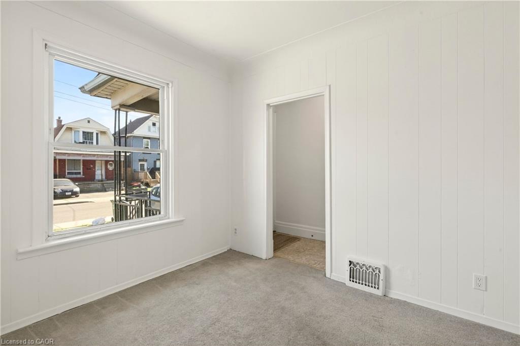 34 Edward Street Property Photo 7