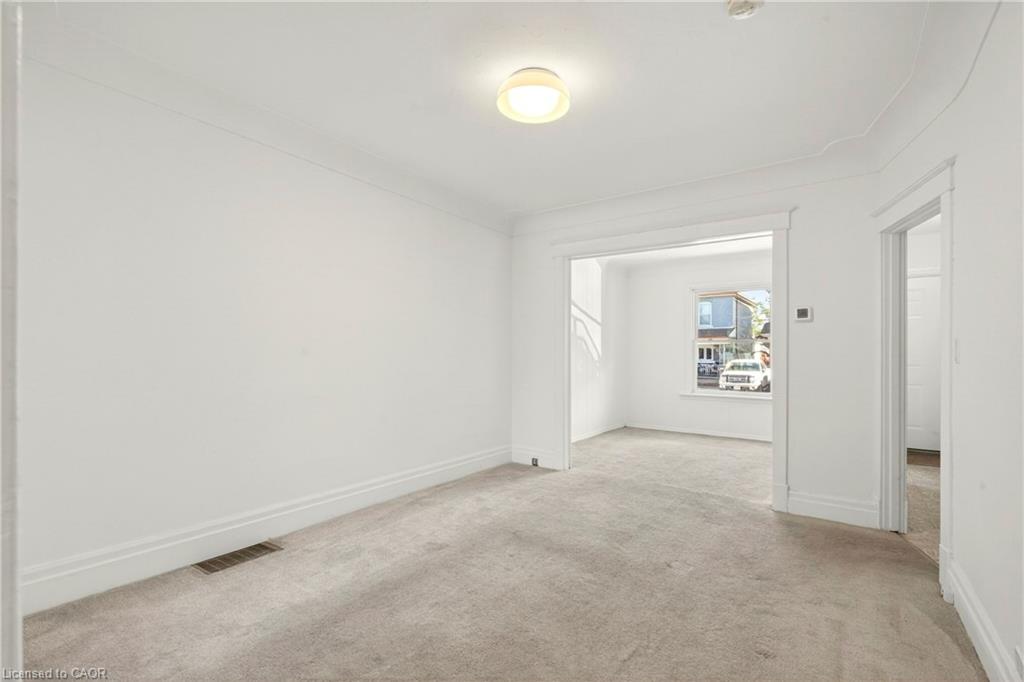 34 Edward Street Property Photo 10