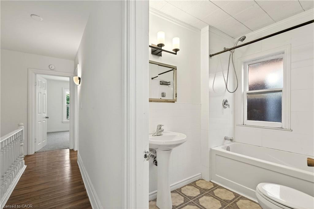 34 Edward Street Property Photo 21