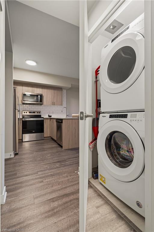 413-16 Markle Crescent Property Photo 11