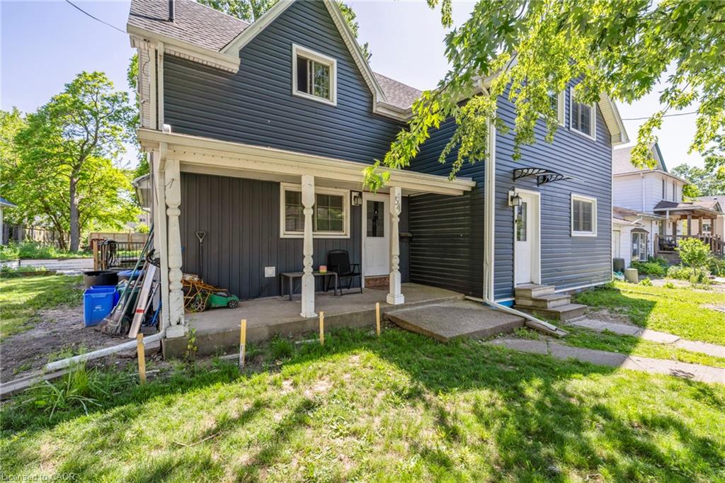 54 Chestnut Street E Property Photo 2