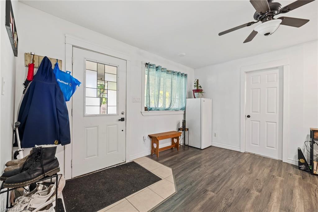 54 Chestnut Street E Property Photo 4