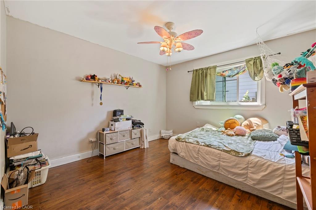 54 Chestnut Street E Property Photo 15