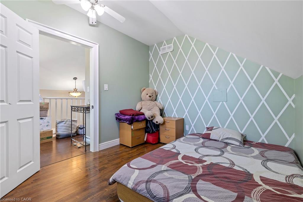 54 Chestnut Street E Property Photo 37