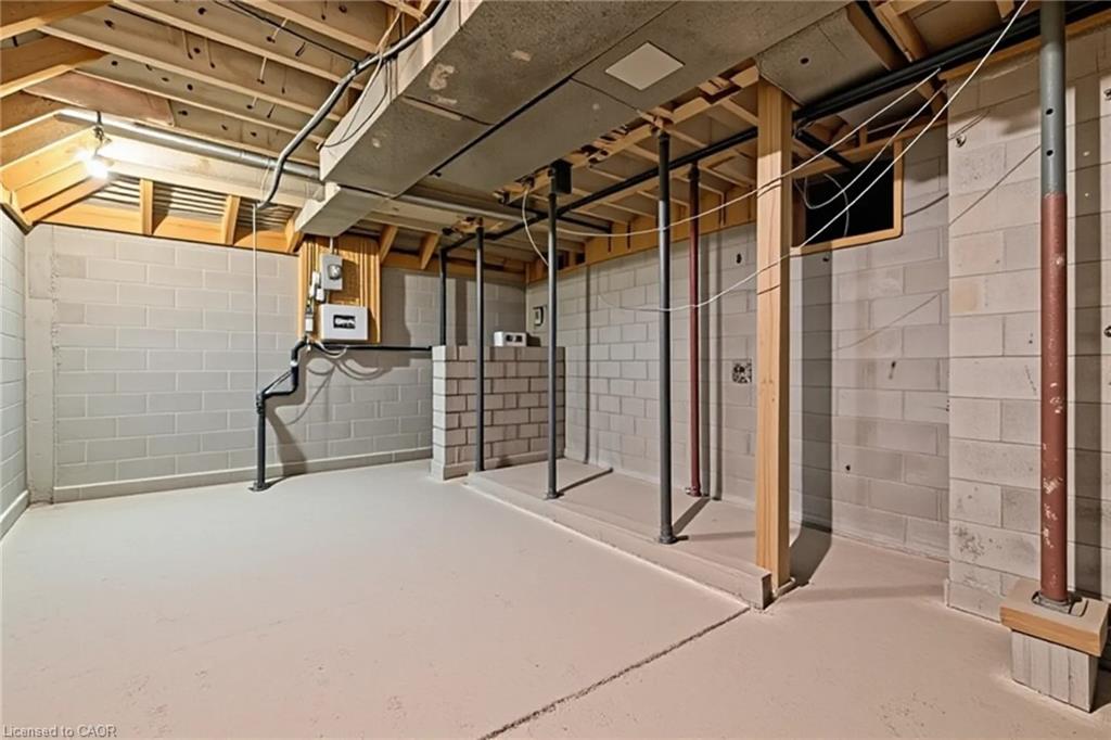 54 Chestnut Street E Property Photo 41