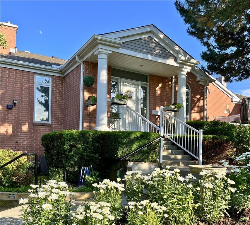 4-341 George Street N Property Photo 4