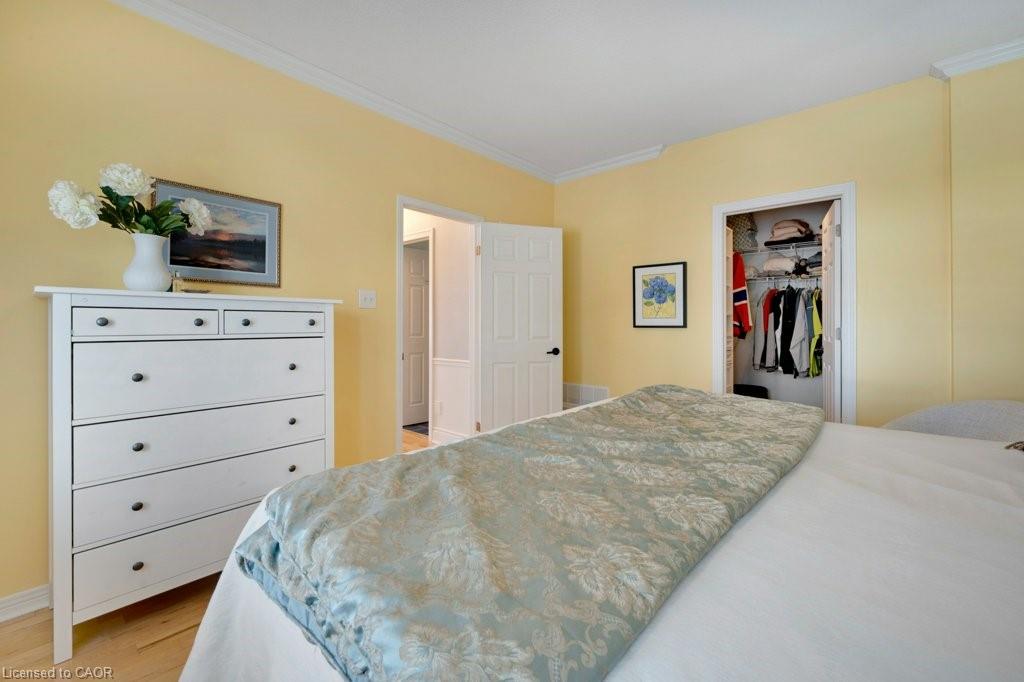 4-341 George Street N Property Photo 16