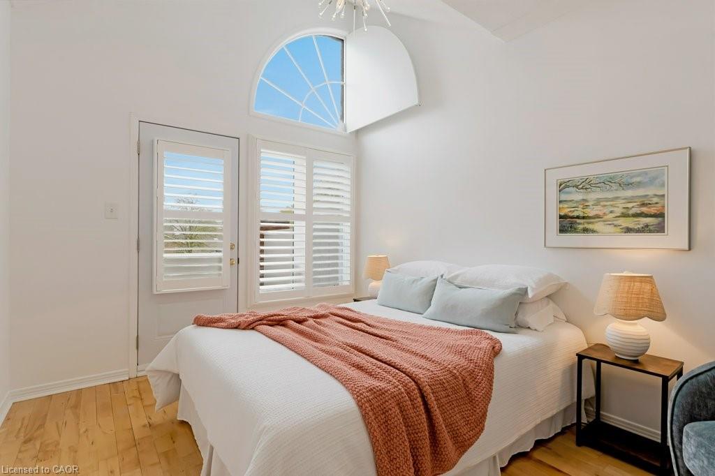 4-341 George Street N Property Photo 20