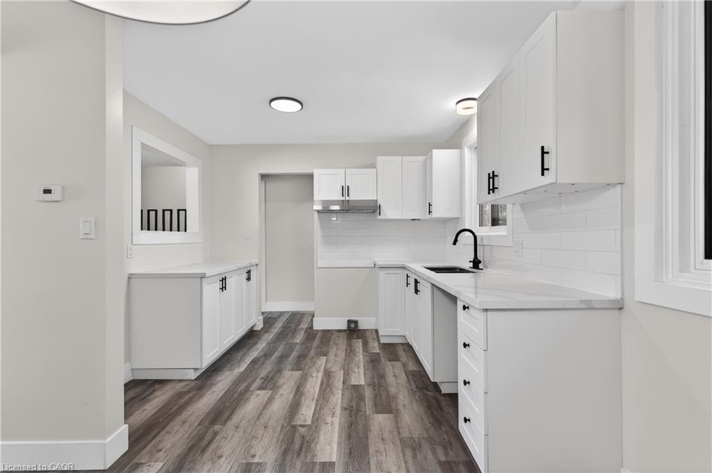 970 Parkdale Avenue Property Photo 15
