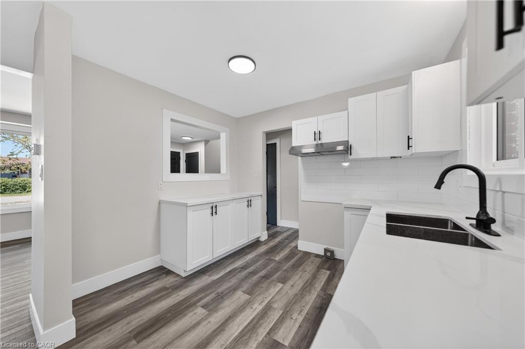 970 Parkdale Avenue Property Photo 16
