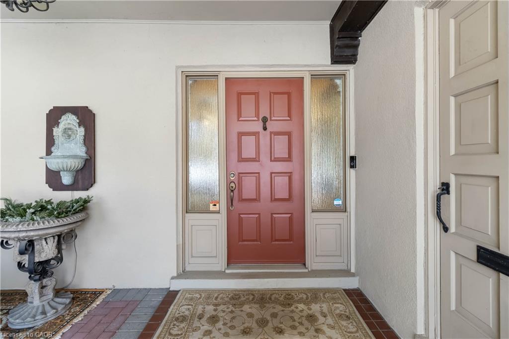 150 Cairncroft Road Property Photo 7