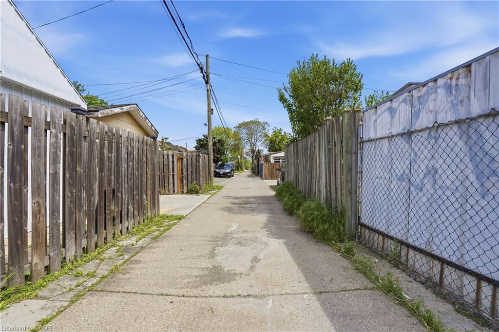 22 Cheever Street Property Photo 31