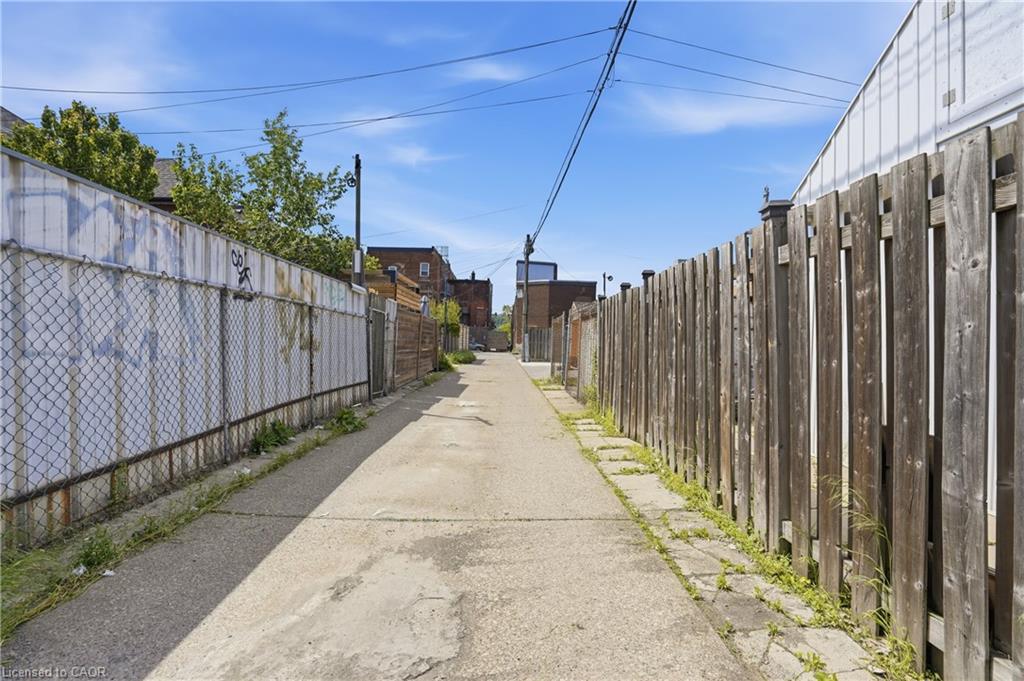 22 Cheever Street Property Photo 32